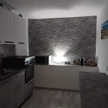 Villaggio Est Guest house