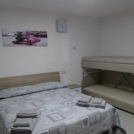 Guest house Villaggio Est 3*