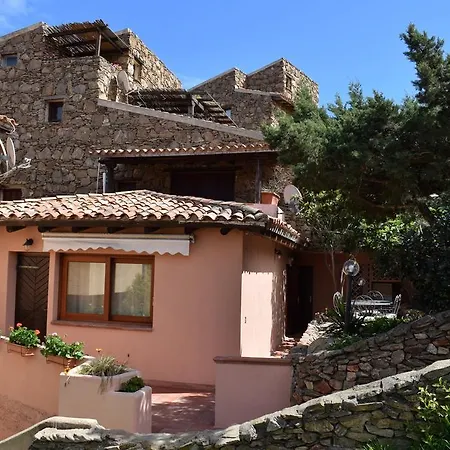 Villaggio Est 招待所 3*